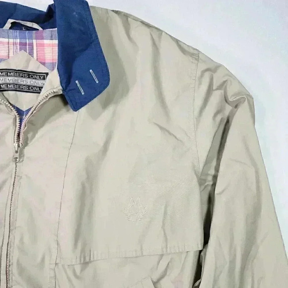 Members Only Mens Embroidered Logo Jacket Large Tan w/Plaid Lining Epaulets READ - Picture 11 of 16